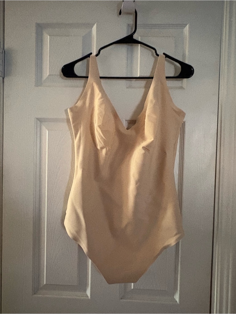 Skims Classic Nude Shaping Bodysuit - Women Intimates & Sleepwear